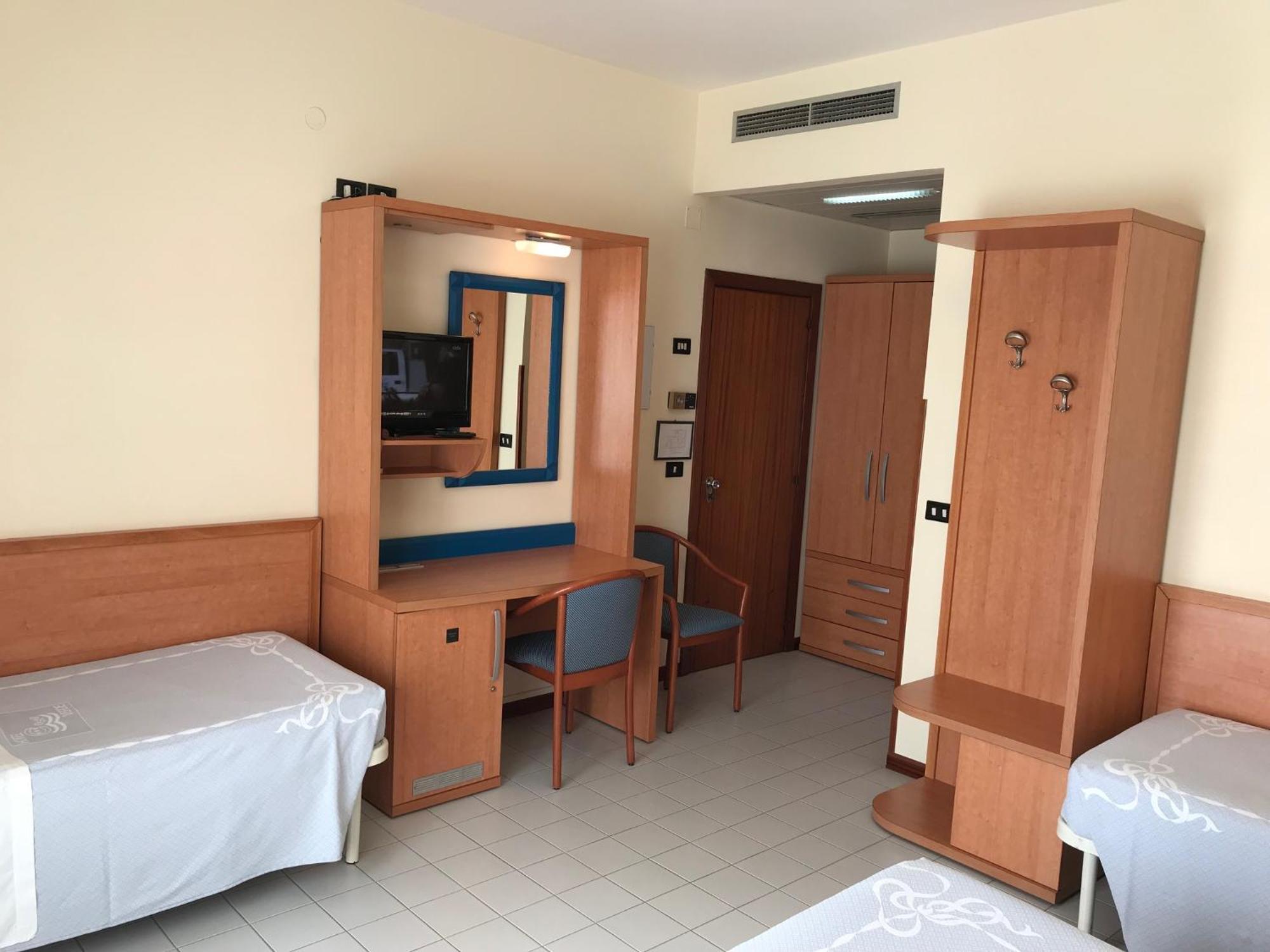 Hotel Costa Verde Pineto Exterior photo