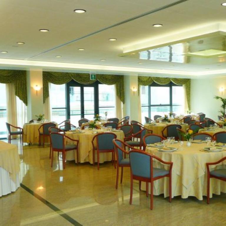 Hotel Costa Verde Pineto Exterior photo